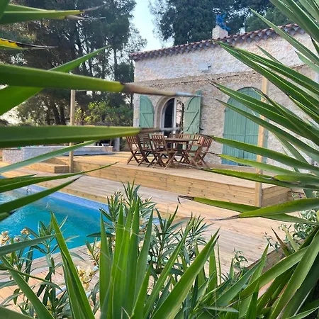 Сasa de vacaciones Mas La Pinede - Piscine Privee - 1 Hectares Sans Vis A Vis *